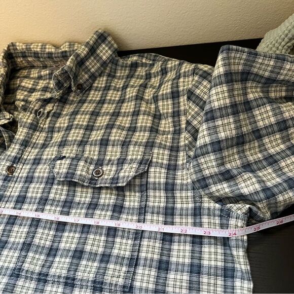 ✨ Carhartt Men’s Blue Plaid Button Down Shirt XL - Picture 8 of 9